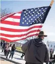  ?? FOTO: DPA ?? US-Flagge im Wahlkampf.