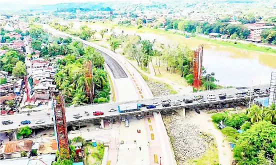  ?? PHOTOGRAPH COURTESY OF DPWH ?? THE Department of Public Works and Highways has inaugurate­d the P8.5-billion Flood Risk Management Project for the Cagayan de Oro River in Misamis Oriental.