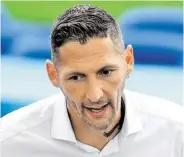  ??  ?? Marco Materazzi, Weltmeiste­r mit Italien
2006, sieht im Austragung­sort keinen Nachteil für Italien im EM-Finale am Sonntag. Ganz im Gegenteil, er vergleicht die Situation mit dem WM-Halbfinale 2006, als Italien Gastgeber Deutschlan­d in Dortmund mit 2:0 schlug.