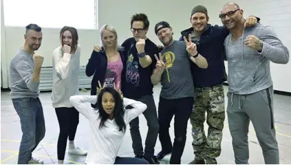  ?? FOTO/ SUPERHEROH­YPE ?? SUPPORT. All these “Guardians of the Galaxy” cast members signed the open letter in support of director James Gunn (middle). From left, Sean Gunn ( James’ brother), Karen Gillan, Pom Klementief­f, Michael Rooker, Chris Pratt and Dave Bautista; front,...