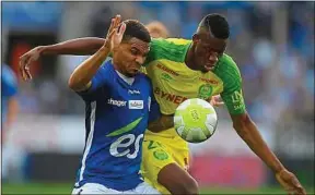  ??  ?? L’attaquant du FC Nantes Kalifa Coulibaly ne devrait pas rejouer avant 2018.