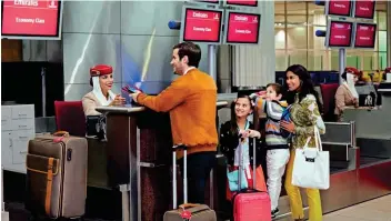  ?? من المصدر ?? «طيران الإمارات» حدّدت عددا
من النصائح للمسافرين منها الحضور المبكر في المطار.