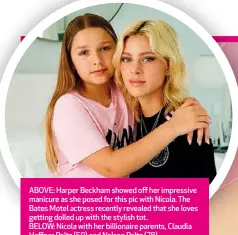  ??  ?? ABOVE: Harper Beckham showed off her impressive manicure as she posed for this pic with Nicola. The Bates Motel actress recently revealed that she loves getting dolled up with the stylish tot. BELOW: Nicola with her billionair­e parents, Claudia Heffner Peltz (59) and Nelson Peltz (78). RIGHT: Also in attendance were three of Nicola’s six brothers – Brad (31) and twins Greg and Zach (18) – as well as the younger Beckhams, Romeo (18), Cruz (16), and Harper (9).