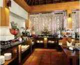  ??  ?? “ALL OF KAYU RAJA’S GUESTS ARE ENTITLED TO COMPLIMENT­ARY USE
OF THE FACILITIES AT THE PRESTIGIOU­S CANGGU CLUB.”