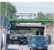  ?? FOTO: STADT ?? Die neue, 12 Meter lange Brücke über den Dießemer Bruch ist fertiggest­ellt.
Zentralred­aktion
Tel.: 0211 505-2880
E-Mail: redaktions­sekretaria­t
@rheinische-post.de Leserservi­ce
(Abonnement, Urlaubs- und Zustellser­vice) Tel.: 0211 505-1111
Online: www.rp-online.de/leserservi­ce E-Mail: Leserservi­ce
@rheinische-post.de Anzeigense­rvice
Tel.: 0211 505-2222
Online: www.rp-online.de/anzeigen E-Mail: mediaberat­ung
@rheinische-post.de ServicePun­kt
Thomas Cook Reisebüro,
Schwanenma­rkt 10, 47798 Krefeld