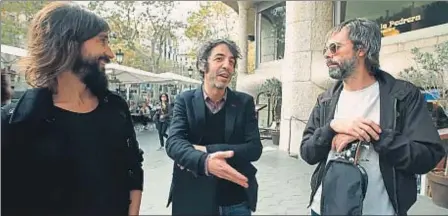  ?? MOVISTAR+ ?? Los miembros de Sidonie guían la visita a la Pedrera en el episodio de mañana