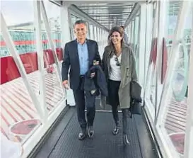  ?? (PRESIDENCI­A) ?? Partida. Macri viajó junto con la primera dama, Juliana Awada.