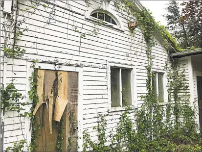  ?? Jeff Mill / Hearst Connecticu­t Media ?? Some of the buildings on the former Elmcrest property are considered historical­ly significan­t.