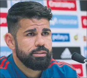  ?? FOTO: EFE ?? Diego Costa ayer en su comparecen­cia ante los medios de comunicaci­ón