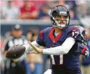  ?? Karen Warren / Houston Chronicle ?? The only shots Brock Osweiler wants to fire at the Broncos are with his passing arm Monday.