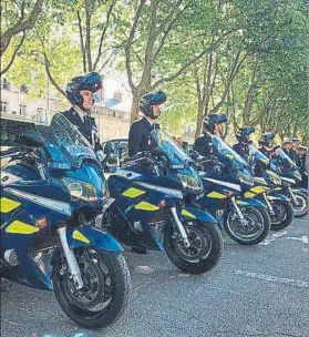  ??  ?? La policía francesa, lista para la final de mañana en Lyon