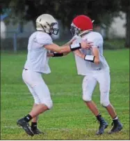  ?? JOHN BREWER - ONEIDA DAILY DISPATCH ?? Canastota players work through drills during a practice on Wednesday, Aug. 22.