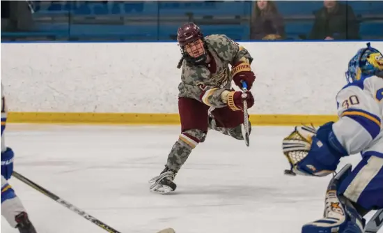  ?? COURTESY OF NORWICH UNIVERSITY ?? SNIPER: Norwich senior and Methuen native Amanda Conway led Div. 3 Women’s Hockey with 59 points this season and finished her career with 116 goals, third most in Div. 3.