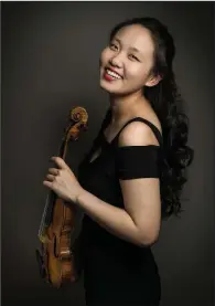  ?? (Special to the Democrat-Gazette/Brandon Ilaw) ?? Violinist Stella Chen