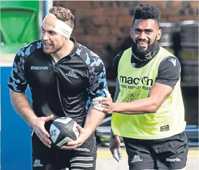  ?? SNS. ?? Callum Gibbins, left, with Niko Matawalu. Gibbins, who will captain the Warriors against Ulster on Saturday, has been surprised by how quickly he has become a leader with the Glasgow team.