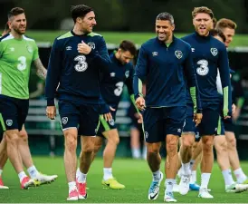  ??  ?? POSITIVE PLAY: Stephen Ward (L), Jon Walters and Jeff Hendrick share a joke