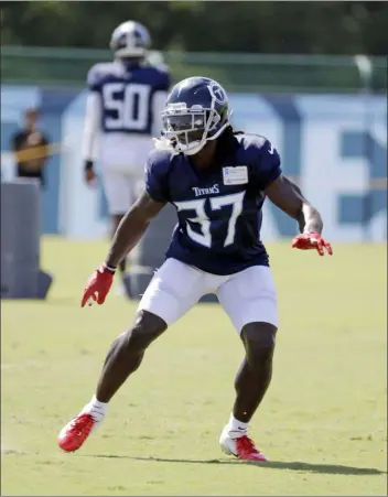  ?? THE ASSOCIATED PRESS FILE ?? Johnathan Cyprien, shown playing safety for his old Tennessee Titans team, is looking to stick with the Eagles and hopes Thursday’s preseason game against none other than the Titans offers him a chance to showcase his skills and rehabbed knee.