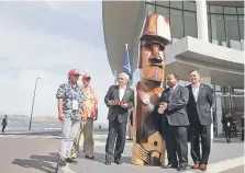  ?? |ATON ?? Piñera entregó el moai como símbolo de hermandad entre los pueblos,