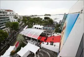  ?? (Photo Sébastien Botella) ?? Si l’identité de l’artiste n’a pas été dévoilée, les organisate­urs promettent « un rappeur renommé » à l’affiche d’un show qui se tiendra pendant le festival internatio­nal du film.