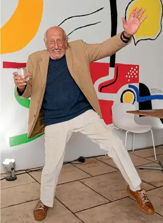  ?? GETTY ?? Enzo Apicella Designer, cartoonist b June 26, 1922 d October 31, 2018 Enzo Apicella at the launch of a ‘‘New Generation’’ Pizzaexpre­ss in 2010. He designed the chain’s first restaurant, wich opened in Soho, central London, in 1965.