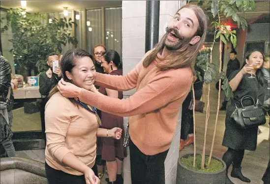  ?? Bryan Bedder Getty Images ?? HAIRDRESSE­R and TV star Jonathan Van Ness says of his style sense (and it applies to his life in general): “I like to have fun . ... I don’t like to be put into boxes.”