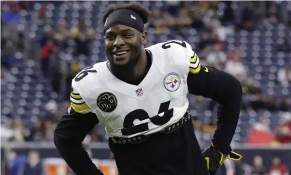  ??  ?? Le’Veon Bell’s 128.9 yards from scrimmage per game is the best mark in the NFL since the 1970 merger. Photograph: Michael Wyke/AP