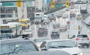  ?? JASON PAYNE/PNG FILES ?? Drivers are facing significan­t delays on the Burrard Street corridor due to constructi­on.