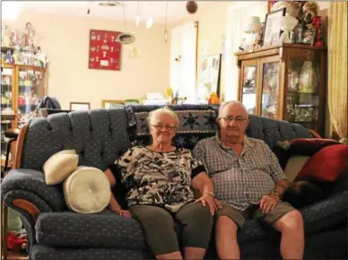  ?? CHARLES PRITCHARD - ONEIDA DAILY DISPATCH ?? Ronnie and Lena Presley in their home on Sconondoa Street in Oneida on Wednesday, June 13, 2018.