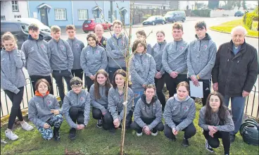  ?? (Pic: Elise Cotter) ?? Conna Foróige Youth Club members in attendance with Fr O’Donnell and Conna Tidy Towns committee representa­tive, Paudie Meehan.