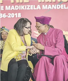  ??  ?? WARM WELCOME. The EFF put this photo on Twitter of Patricia de Lille with Bishop Johannes Seoka at the memorial service yesterday.