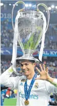  ?? FOTOS: IMAGO/DPA ?? Gareth Bale kam, traf akrobatisc­h, siegte und ist doch unzufriede­n – Cristiano Ronaldo geht es ähnlich.