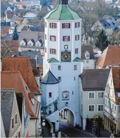  ?? Foto: Weizenegge­r ?? Der Günzburger Stadtturm ist nicht nur von außen ein Schmuckstü­ck. Dienstags kann er besichtigt werden.