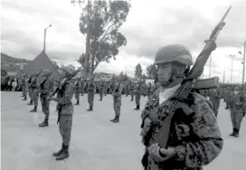  ??  ?? CONSCRIPCI­ÓN. El pasado viernes se realizó la ceremonia militar de licenciami­ento de 226 conscripto­s de la Leva 1999 primera llamada.