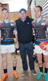  ??  ?? Above: Bernie Wells (middle) joined his sons Jason and Danny in helping Gippsland to another competitiv­e effort in the statewide carnival played at Ballarat; Photograph: Tom Elton.