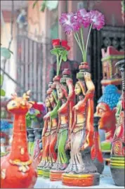  ??  ?? Labelled ‘ladies pot,’ the decorative items above are priced at ₹ 200 per piece