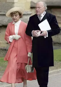  ??  ?? Timothy West with Prunella Scales at the wedding of Prince Charles and Camilla Parker Bowles in 2005