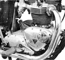  ??  ?? The Triumph’s neat unit-constructi­on engine remained oil-tight throughout the 1000 mile road test.