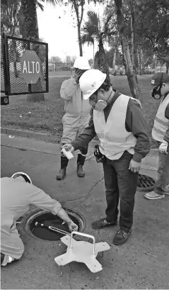  ??  ?? SERÁN CERRADAS algunas vialidades mientras se realicen los trabajos de instalació­n de filtros.