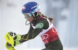  ?? FOTO: MARTTI KAINULAINE­N/LEHTIKUVA ?? Mikaela Shiffrin tog hem segern i den totala alpina världscupe­n tre säsonger i följd 2016–2019.