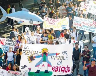  ?? J. NIETO ?? En todas las ciudades del país los jóvenes se han tomado las calles para rechazar al Gobierno.