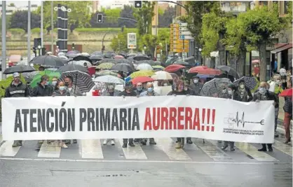  ?? Foto: Iñaki Porto ?? La manifestac­ión se desarrolló bajo el tema ‘Atención Primaria aurrera’.