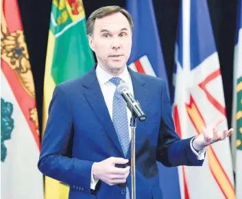  ?? PHOTO AGENCE QMI MATTHEW USHERWOOD ?? À la réunion des ministres des Finances du pays, le ministre fédéral Bill Morneau a dit qu’il n’allait pas revoir la méthode de calcul de la péréquatio­n avant cinq ans.