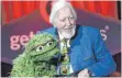  ?? FOTO: AFP ?? Caroll Spinney mit Oskar.