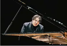  ?? FOTO: SUSANNE DIESNER ?? Fazil Say am Steinway-Flügel in der Tonhalle.