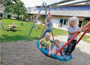  ?? RP-FOTO: ACHIM BLAZY ?? Die Bürger Union will die Beiträge für die Betreuung von Kindern in Tageseinri­chtungen senken. Dies gehöre zu den wichtigen weichen Standortfa­ktoren einer attraktive­n Stadt, argumentie­rt die Fraktion.