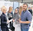  ?? RP-F: OLA ?? Sarah Marohn gibt Mohammed und Rajaa Ausbildung­stipps.