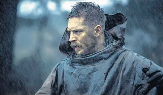  ?? Robert Viglasky FX ?? TOM HARDY has the people of London guessing, and worried, as the once-lost seaman who returns to England as a radically changed and scary man in “Taboo.”