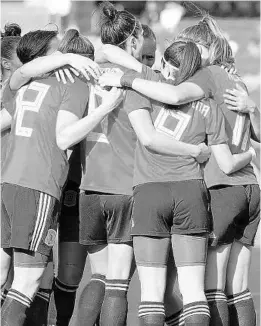  ?? STEPHEN M. DOWELL/ORLANDO SENTINE ?? Spain players celebrate a goal Thursday against Japan in the SheBelieve­s Cup.