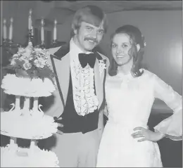  ?? FAMILY PHOTO ?? Seamus and Lorraine Donagher on their wedding day in 1975.