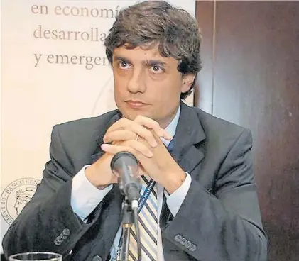  ??  ?? Ministro de Economía. Hernán Lacunza salió a pedir más recursos para la Provincia.